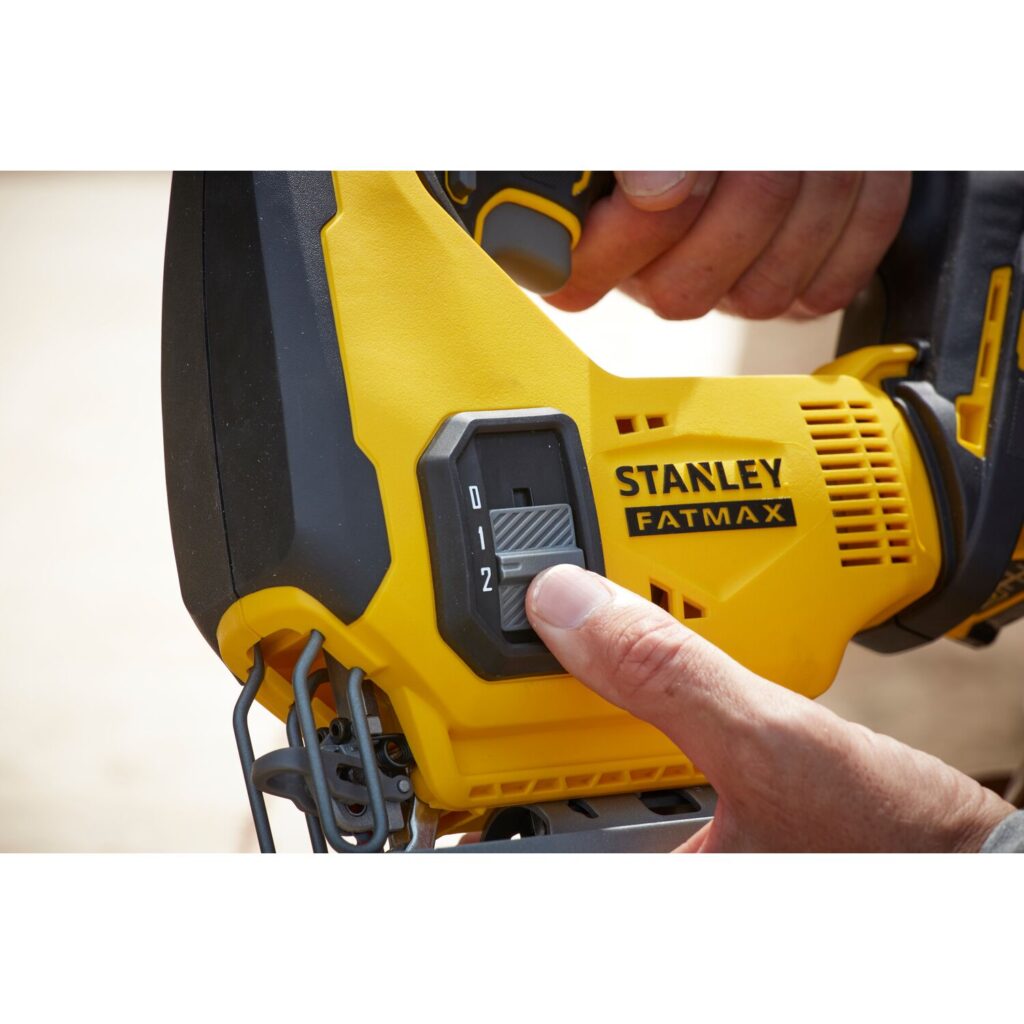 Serra Tico-Tico 20V Max Stanley sem Bateria e Carregador - SCJ600-B2